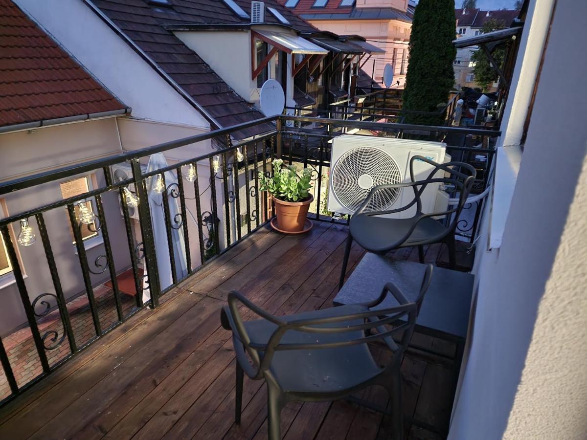 Schmidt Apartman Miskolc Belvarosaban Екстер'єр фото